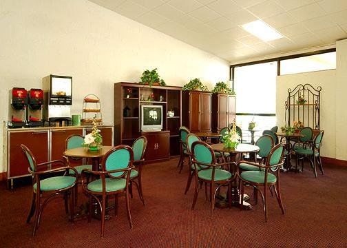 Rodeway Inn & Conference Center Orange Park Restoran fotoğraf